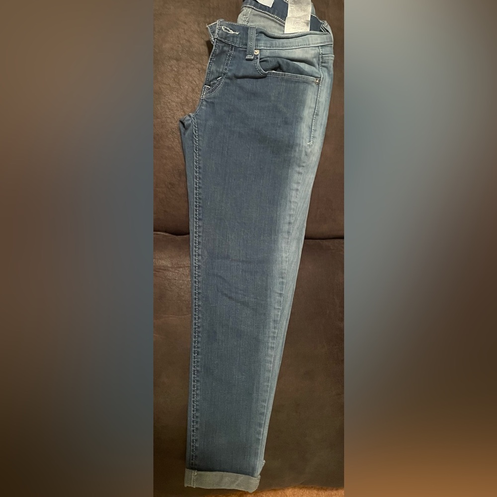 Levi’s 524 Skinny Fit Jeans NWOT Silver Tab